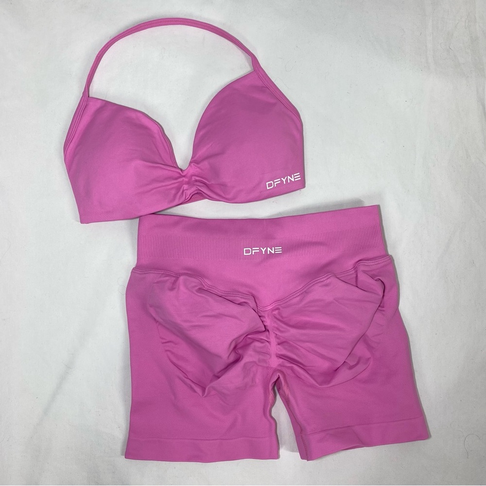 DFYNE Workout Set Blossom Bra + Impact Shorts Size Small